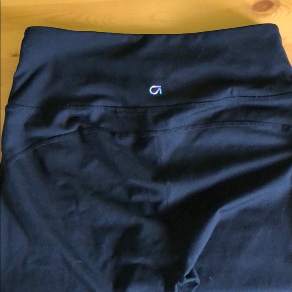 Gap Floral Workout Leggings 7/8th Length - Picture 5 of 7